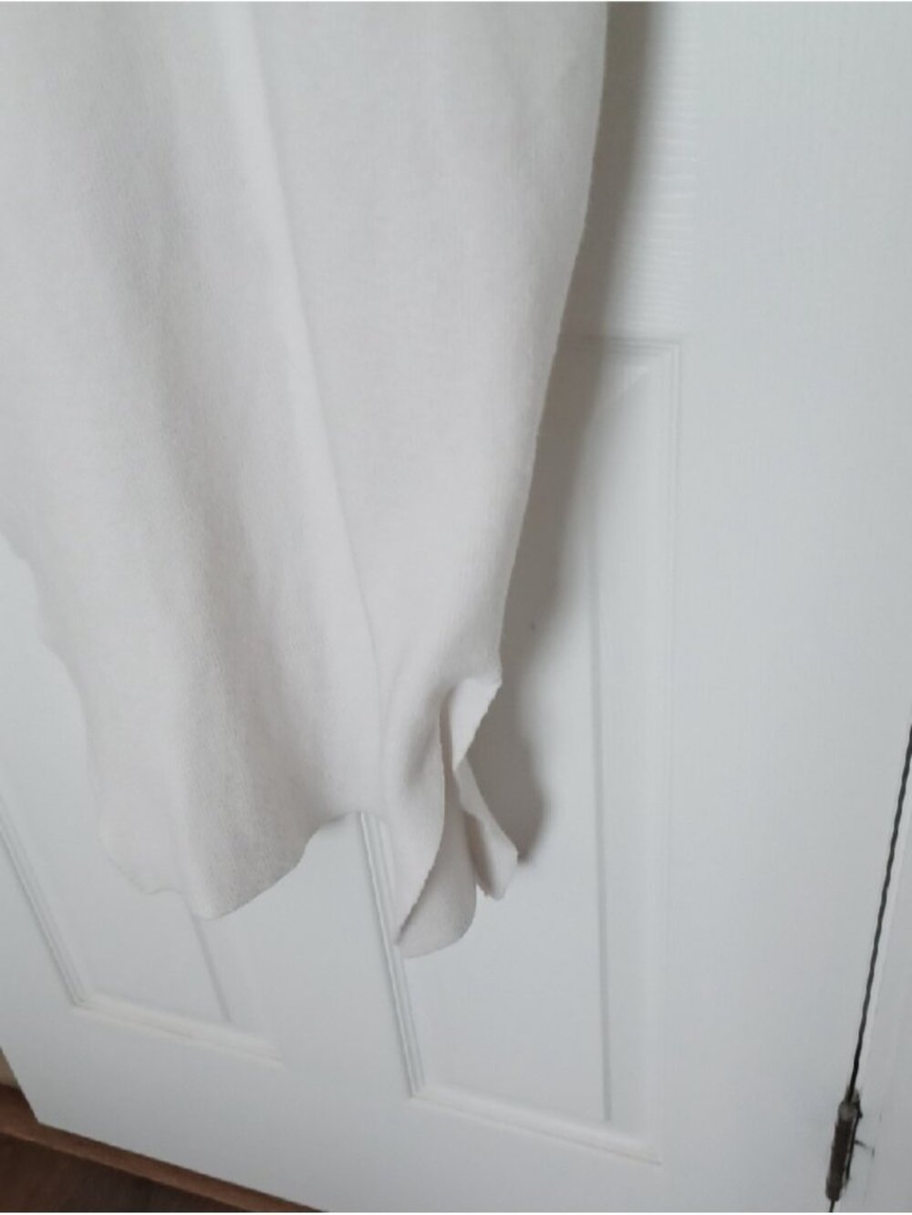 × Elegant Off White Wrap-Style Women's Dress Size Large - Picture 4 of 14